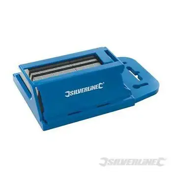 

Set of 100 steel blades for box cutters SK5 for carpet, canvas, leather, cardboard