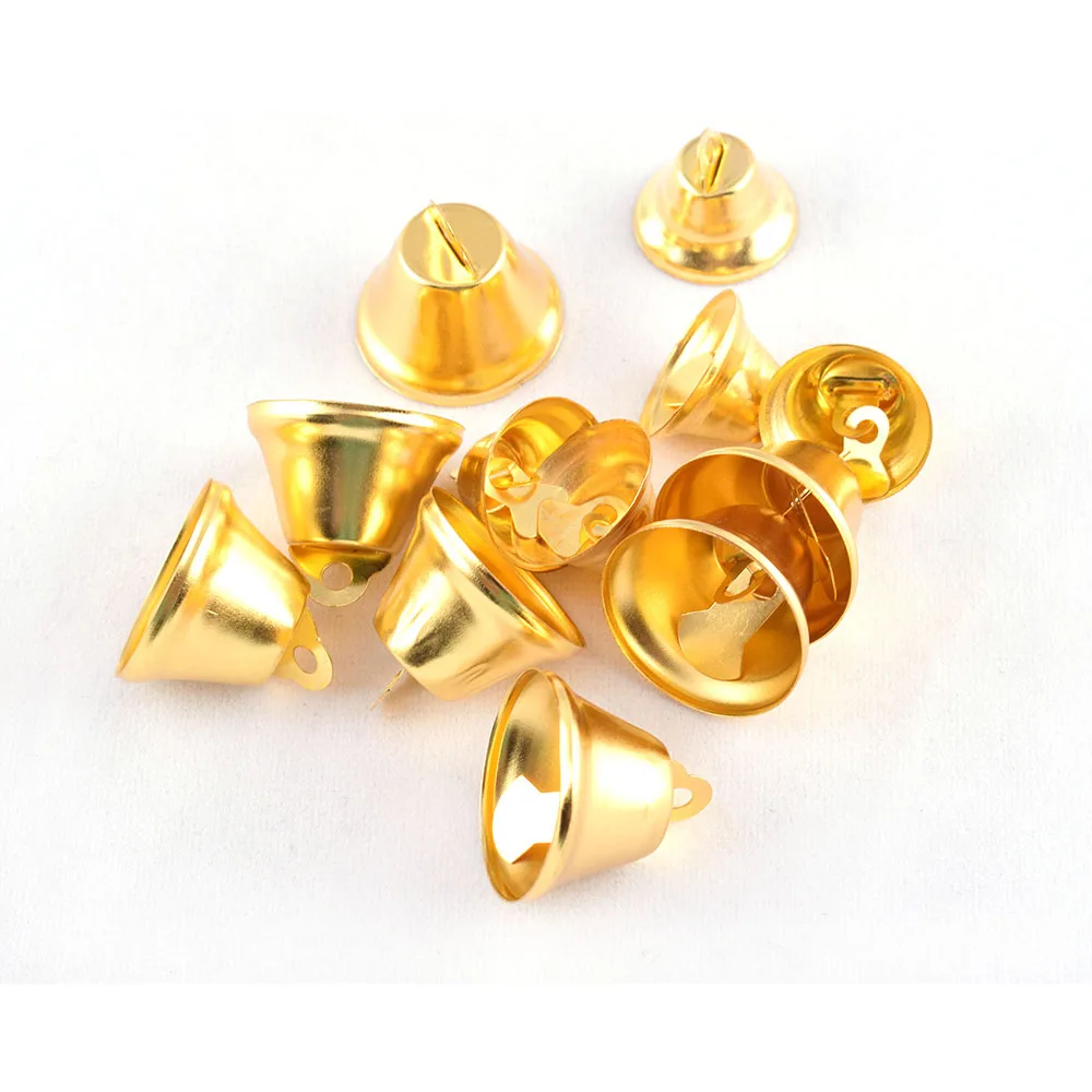 

Retro Christmas Jingle Bell Gold Pet Collar 2 Size Bells Metal Pendant Bell Ornament Craft Supply Pet Collar Decoration