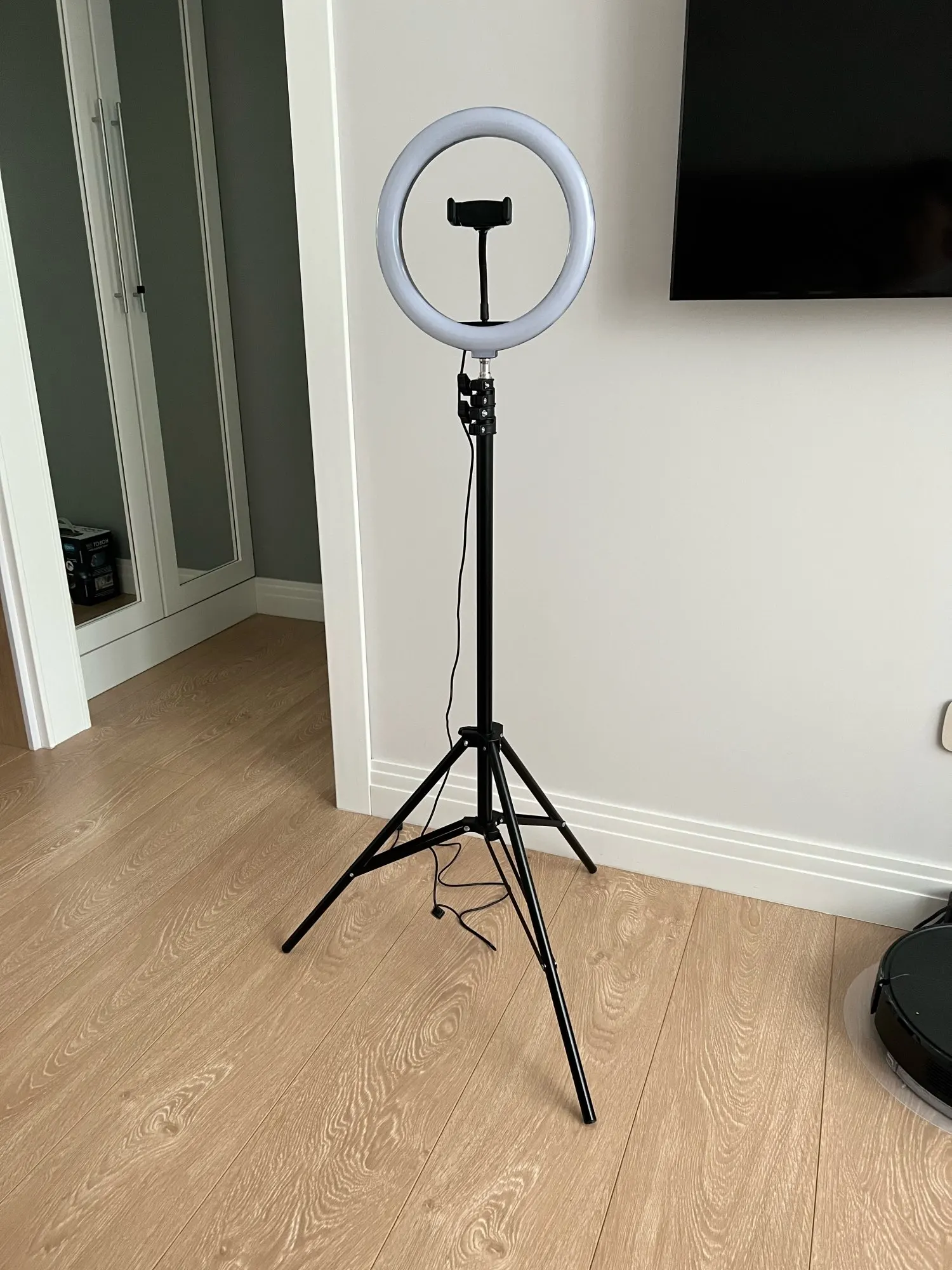 Dimmable LED Selfie Ring Light photo review