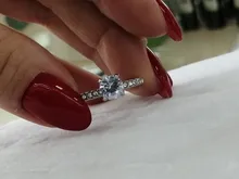 De alta calidad de Color de plata diamantes de imitación incrustaciones anillos para mujer anillo de boda regalo compromiso para mujeres envío gratuito