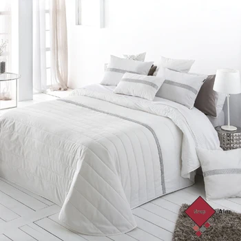 

BOUTI CLEAR WHITE FUNDECO1