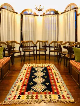 

North Turkish Hand Woven Antolian Kilim Rug & Carpet