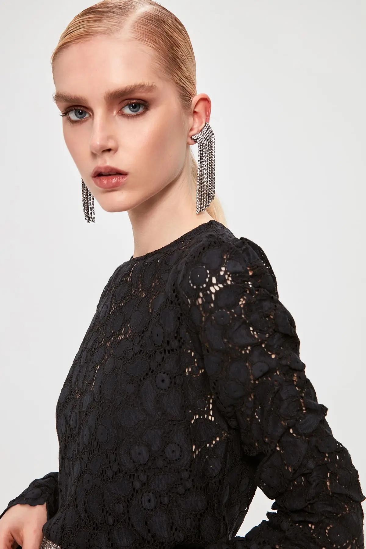 Trendyol кружевная отделка Bluz TPRAW20BZ0950