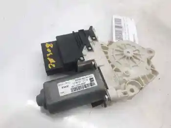 

1K0959704AE right rear lift MOTOR SEAT ALTEA XL (5P5)