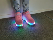 Zapatillas de deporte con rodillos para niños y adultos, zapatos ligeros y coloridos, a la moda, ultraligeros, novedad