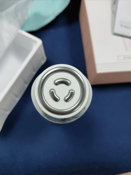 Отзыв о товаре ANLAN rf лифтинг аппарат массажер для лица микротоки для лица рф лифтинг аппарат RF Устройство для красоты RF лифтинг для лица радиочастотная мезотерапия для лица омоложение кожи лифтинг укрепляющее удаление морщин от пользователя E***