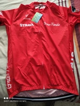 2021 Nuevo rojo STRAVA profesional bicicleta equipo Maillot de manga corta Ciclismo Jersey Ciclismo hombres de verano transpirable Conjuntos de ropa de Ciclismo