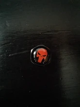 HAUSNN-Tapas de válvula con Logo de Punisher, accesorios para llantas de coche, cubiertas de tallos de estilo automático para Ford, Toyota, Audi y VW, color blanco/rojo