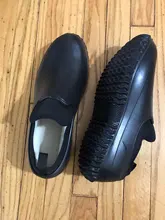Zapatos de trabajo en cocina para hombre, zapatillas transpirables antideslizantes e impermeables, zapatos para Chef, calzado de trabajo plano informal, Botas de lluvia, novedad de 2020