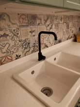 Frap-grifo de fregadero de cocina de acero inoxidable, rociador con pintura en aerosol negra, mezclador de agua fría y caliente de un solo Mango, Y40001/3