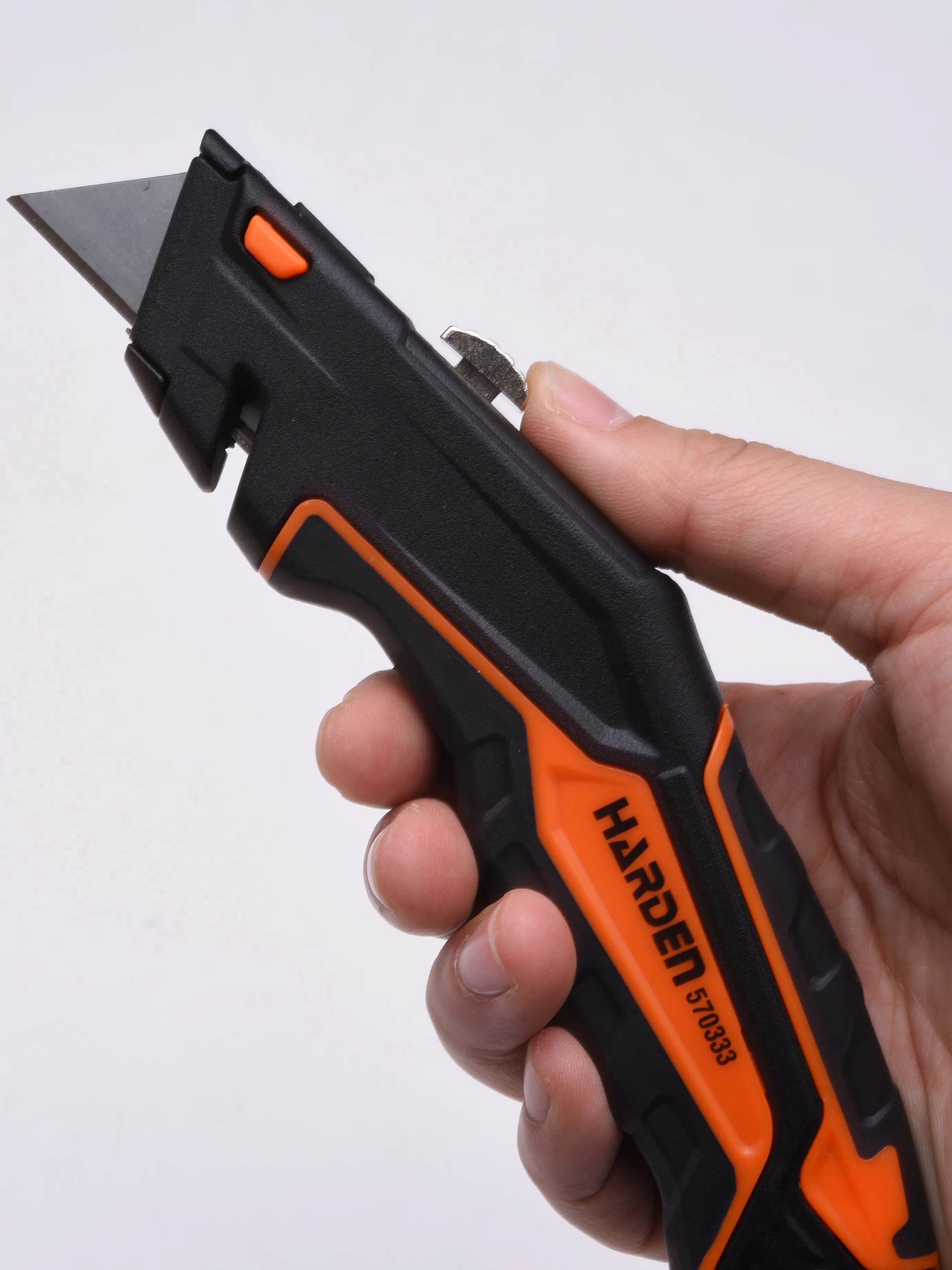 Монтажный нож harden 570301. Нож с трапециевидным лезвием (складной) 18мм (техмаш). Knife hardening. Нож бабочка поверхностная закалка. Knife hardening.