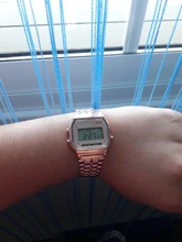 Reloj Digital de lujo de oro rosa para mujer, pulsera electrónica LED de acero ultrafino, luminoso