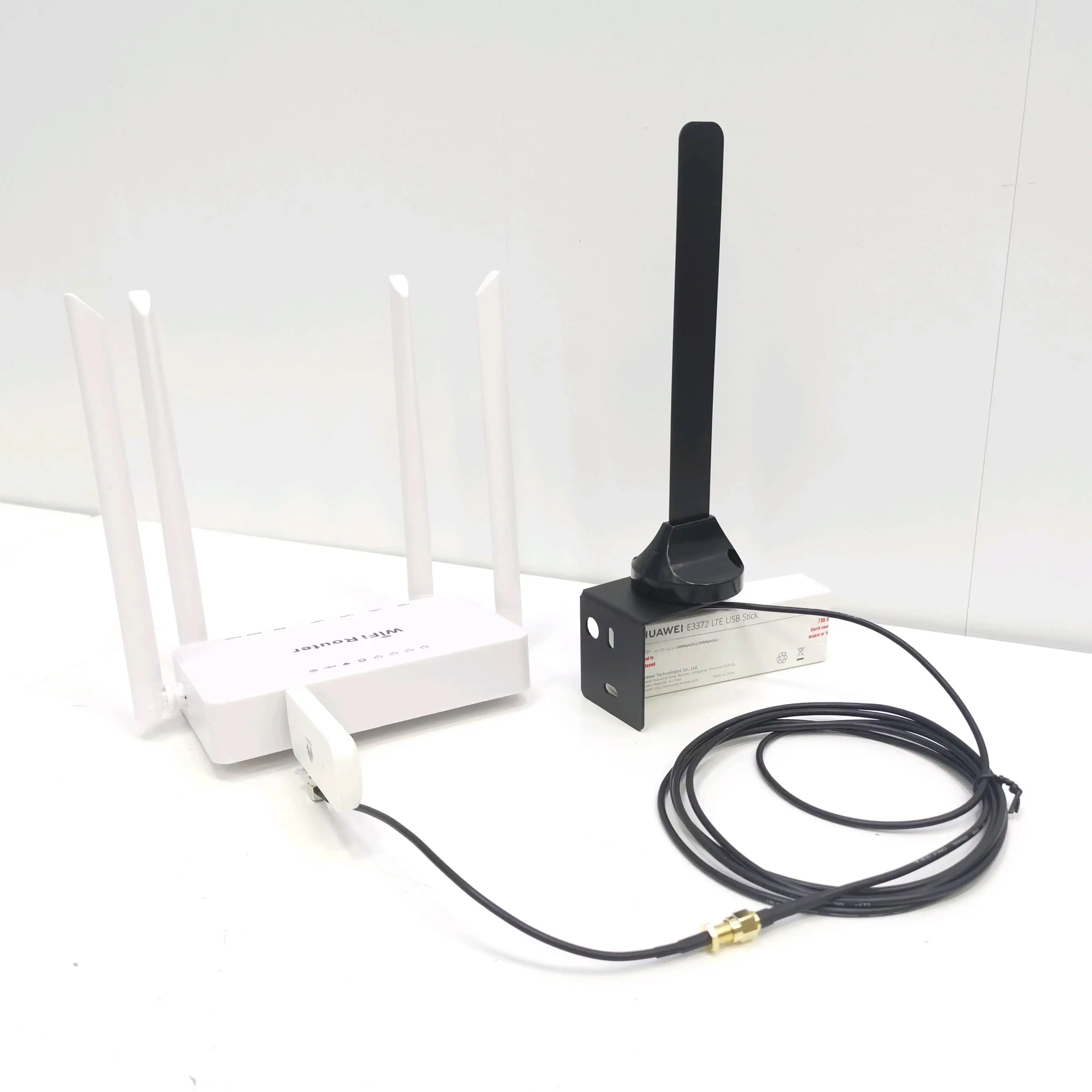 4g USB modem Huawei 3372H + WiFi Router OS Zyxel omni LTE antenna Kroks SMA CRC9 kit for unlimited Internet | Компьютеры и офис