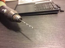 20 unids/set 0,3mm-1,6mm de acero de alta velocidad Set de puntas de taladro en espiral Micro HSS broca con el caso