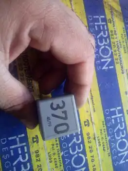 

8D0951253 Relay Audi A4 Saloon (b5) 2.8 V6 30v