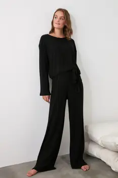 

Trendyol Beli Gusset Knitted Pajamas Set THMAW21PT0587