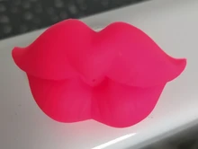 WARMOM-chupete de bebé con labios de beso rojo, silicona suave divertida de 0 a 3 años, Material no tóxico para el Cuidado Oral del bebé, nuevo, 1 unidad