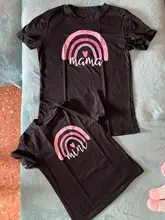 Camiseta a juego con estampado de Arco Iris para madre e hija, camiseta de manga corta con apariencia familiar, ropa de madre e hija, 1 unidad