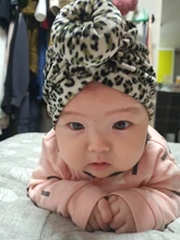 Sombrero con estampado de leopardo con nudo de bola redondo para recién nacido, gorro de turbante para bebé, accesorios para el cabello, accesorios para fotos