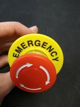 Interruptor de botón de parada de emergencia, equipo de elevación, bloqueo automático, tapa roja tipo seta 1NO 1NC DPST, CA 660V 10A