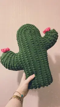 

Handmade handmade knitted cactus decorative baby room ornament 2020 trend luck pillow