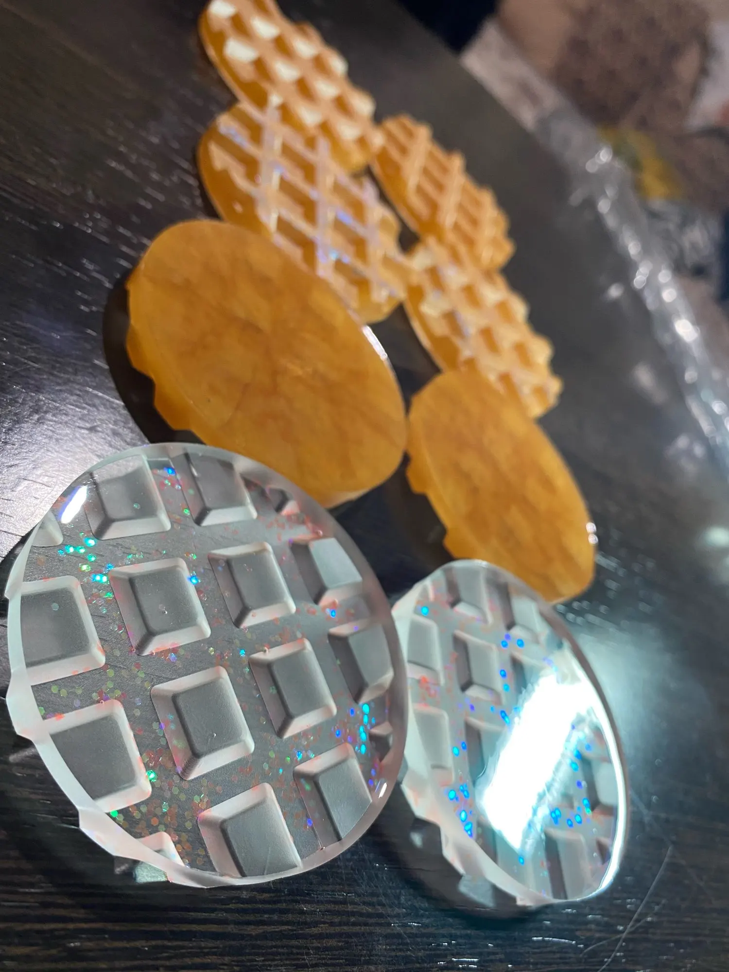 Отзыв о товаре Эпоксидная смола для творчества и рукоделия Полидел Оптик 350гр от пользователя A***a