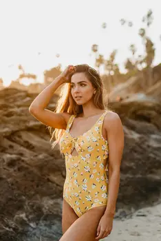 

TIE FRONT ONE PIECE SWIMSUIT IN MUSTARD DAISY S-XL