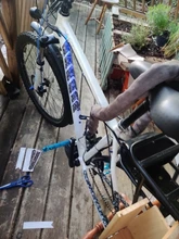 Marco de bicicleta de carretera 3D, Protector resistente a los arañazos, pegatinas desmontables de pegamento, cubierta de marco de empuje antideslizante