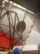 Collar con colgante de flor tallada ovalada a rayas para mujer, medallón Vintage de latón antiguo con apertura, caja de fotos, joyería