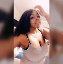 Peluca rizada brasileña de ondas profundas 13x4, pelucas de cabello humano con encaje frontal, prearrancada, sin pegamento, Remy, 4x4, cierre de encaje, 8-26 pulgadas, 150%