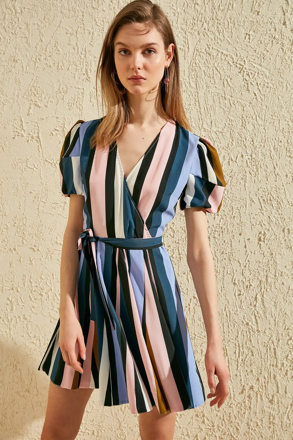 

Trendyol Belted Striped Dress TWOSS20EL0916