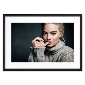 

Poster in the frame of Margo Robbie