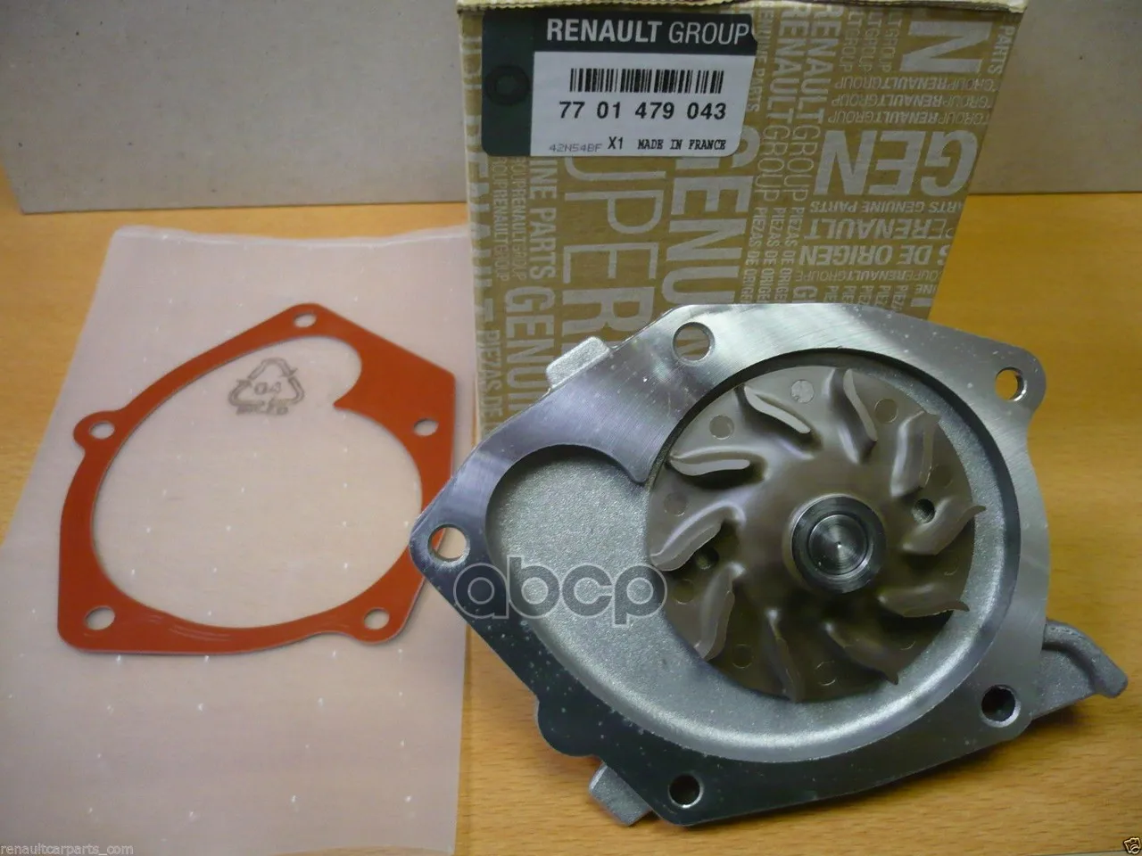 Ren7701479043_помпа! Renault Espace/Laguna/Megane/Trafic 1.8/2.0/1.9dti 00 Renault 7701479043 RENAULT арт. 7701479043