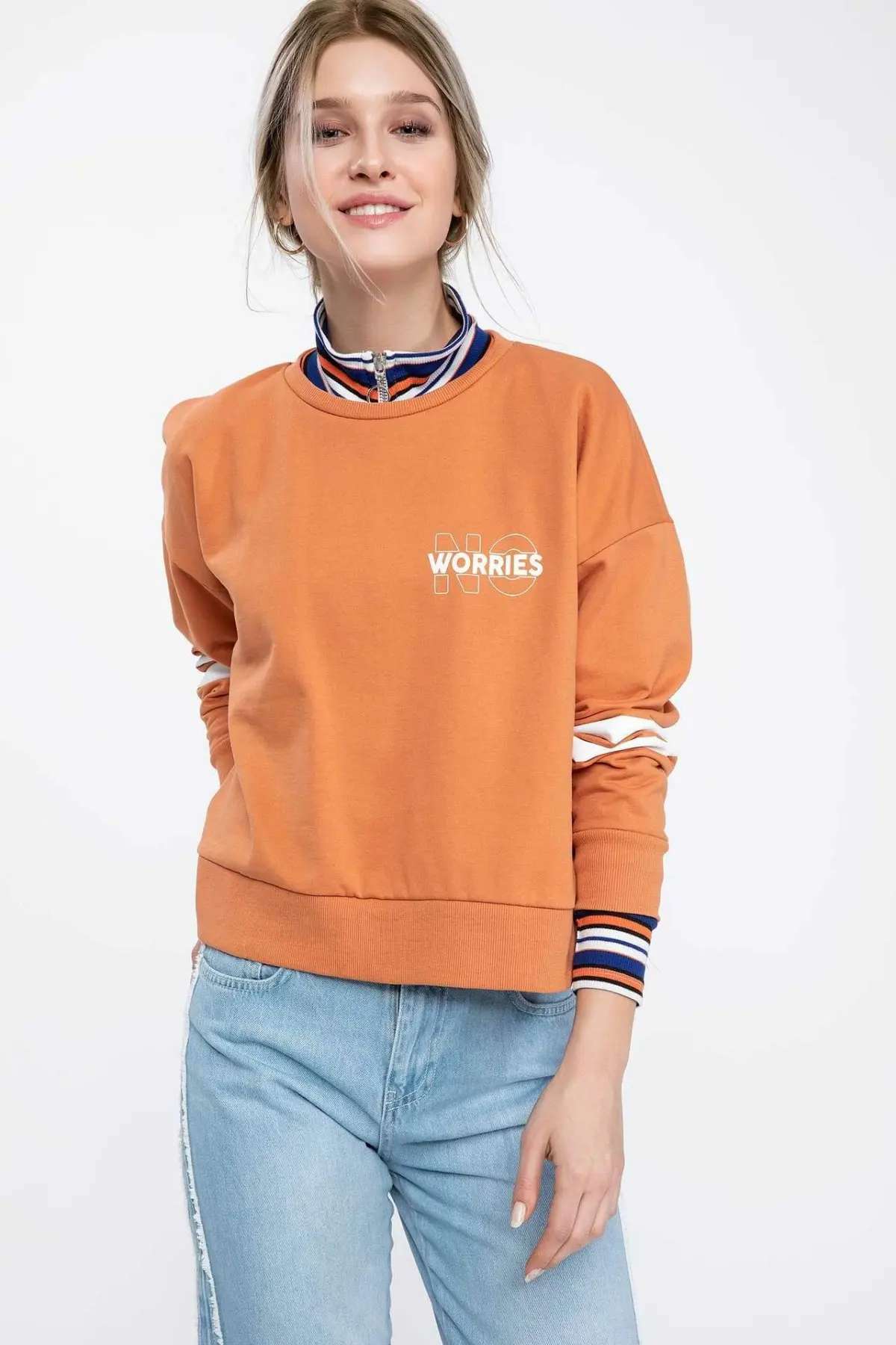 

DeFacto Woman Fashion Joker Crewneck Sport Pullovers Loose Long Sleeves Casual Pullovers Women Autumn New - K6864AZ18CW