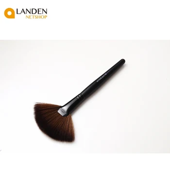 

Makeup fan brush tupid, for makeup base, blusher, illuminator, highlighter Powder synthetic hair