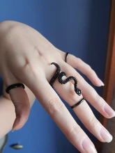 Anillo de serpiente gótico para hombre y Mujer, joyería de fiesta ajustable, góticas, color negro, exageradas, regalo
