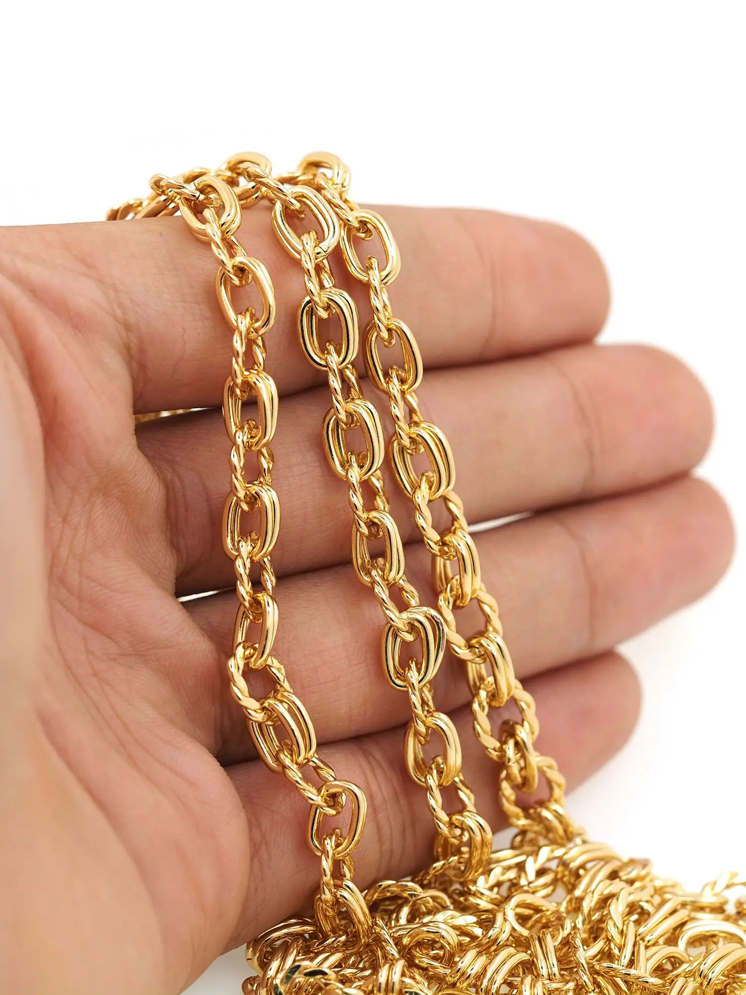 Gold Helix Twist Twist Chain Flat Wire Chic Chain Suitable for DIY Jewelry Making Supplies Wholesale Bulk Bulk