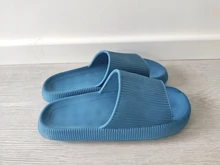 Zapatillas de plataforma gruesa para mujer, sandalias deslizantes de suela blanda Eva, zapatos antideslizantes de verano para el baño y el interior