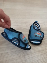 Sandalias de verano para bebés y niñas, zapatos de suela blanda con dibujo de coche de dibujos animados, zuecos para cuna
