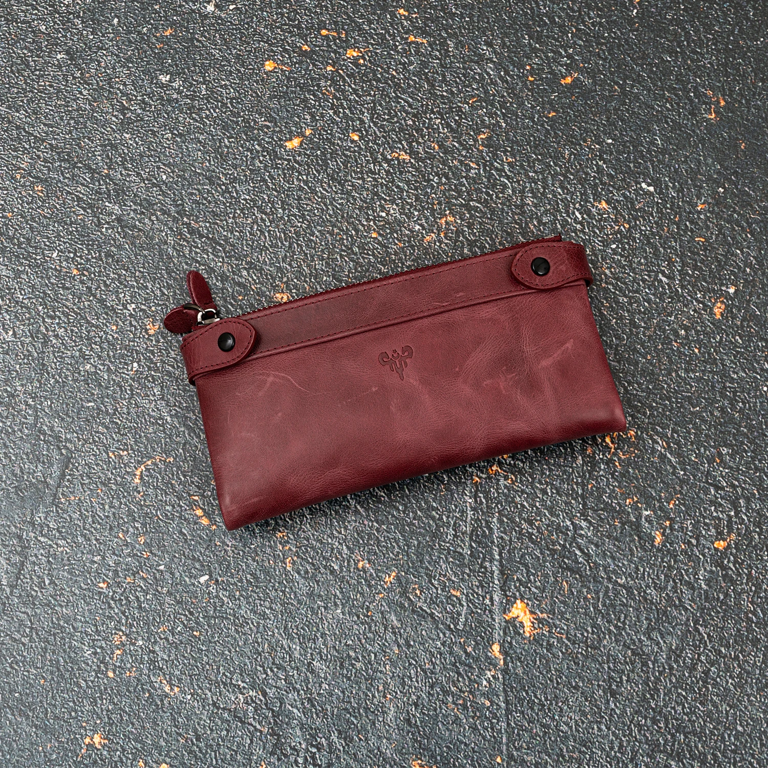 

Wallet For Men and Women ,Genuine Leather, Available in ( 7) Colors ..Turkish Industry ..Phone Pocket .. High Quality Guaranteed