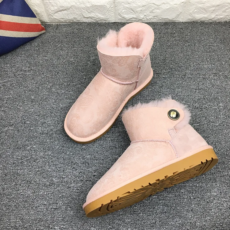 

2020 Fashion Women Natural Wool Sheepskin Women Boots Women's Real Fur Genuine Sheepskin Leather Snow Boots Women