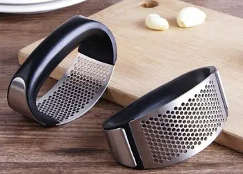 

Multi-function Manual Garlic Presser Curved Garlic Grinding Slicer Chopper Stainless Steel Garlic Presses Cooking Gadgets Tool
