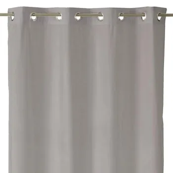 

Curtain covers pearl gray wall