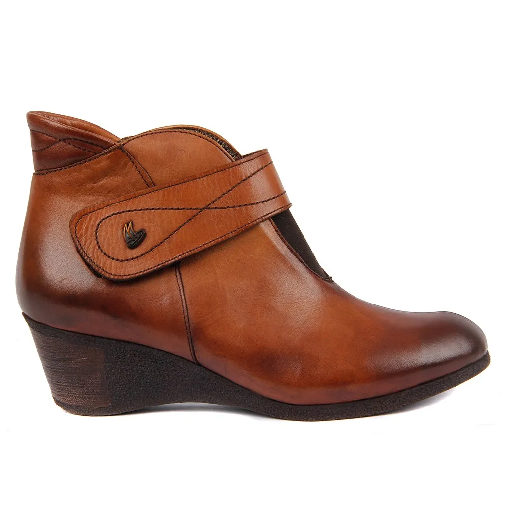 

Sail-Lakers Wedges Female Leather Boots