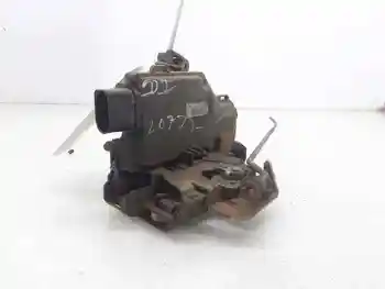 

4B1837015G left front door lock AUDI A4 saloon (8E)