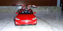 1:32 modelo Tesla X coche en miniatura de aleación con tirar juguete electrónico con simulación de luces y música modelo juguetes para niños de regalo