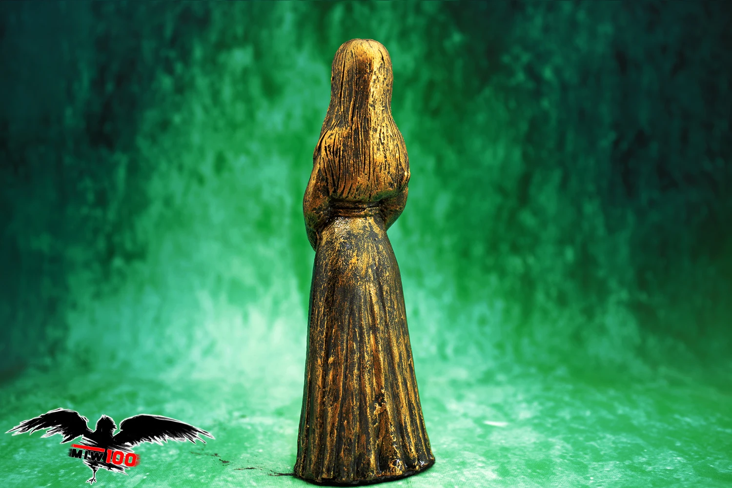 Lada Slavonic goddess of love, molvinets obereg ladinets, figures for decor in the House, pagan gods