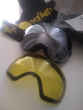 COPOZZ-Gafas de esquí con funda y lente amarilla, lentes de esquí esféricas antivaho, para esquiar, para hombre y mujer, gafas de nieve + lente + caja