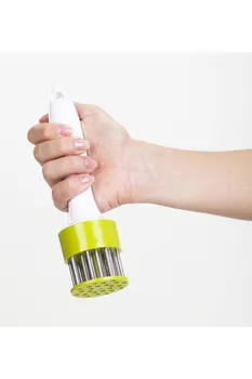 

Device for beating meat bradex
