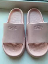 Youdiao-Zapatillas con agujeros de EVA para mujer, zapatos de baño deslizantes antideslizantes, pantuflas de Interior para el hogar, sandalias de baño para hombre